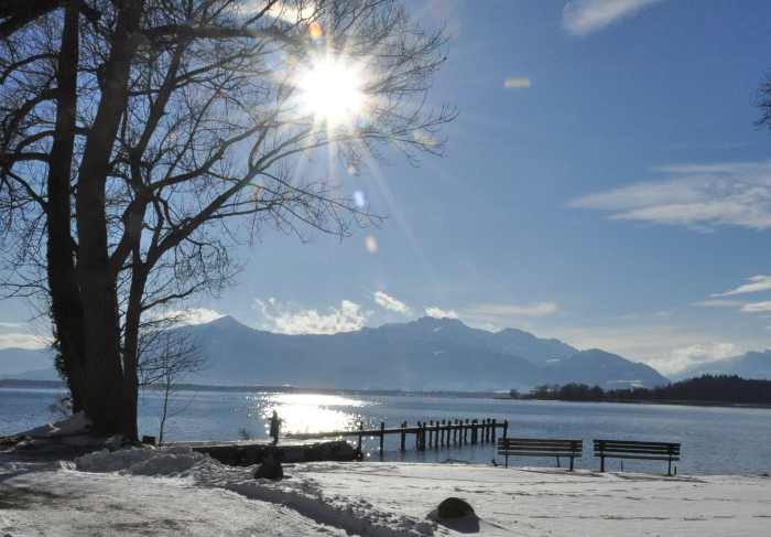 winter see gebirge 700x487